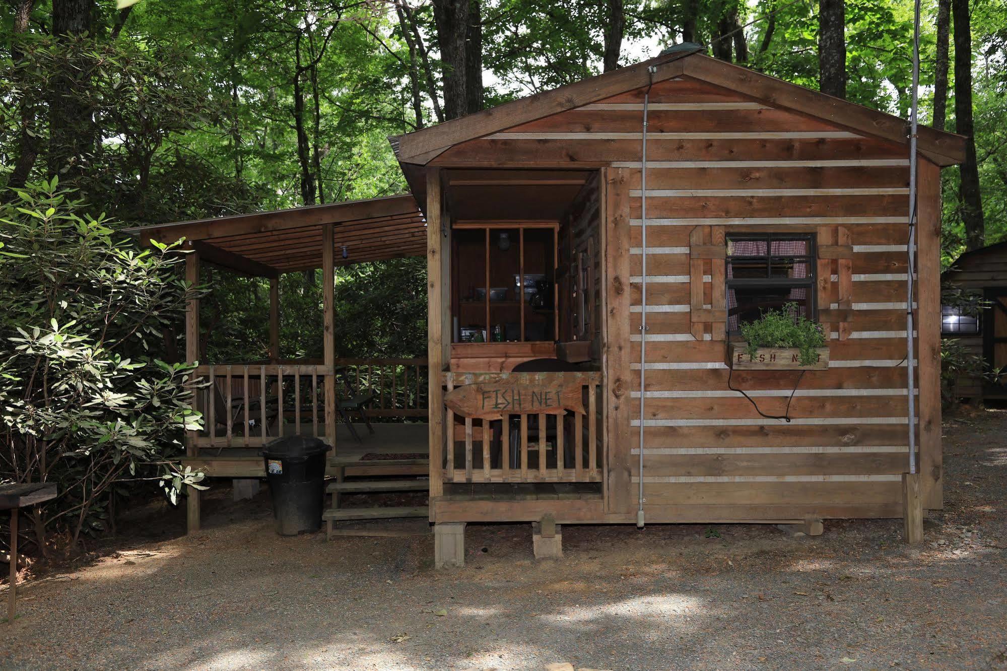 Linville Falls Campground, Rv Park, And Cabins Zewnętrze zdjęcie