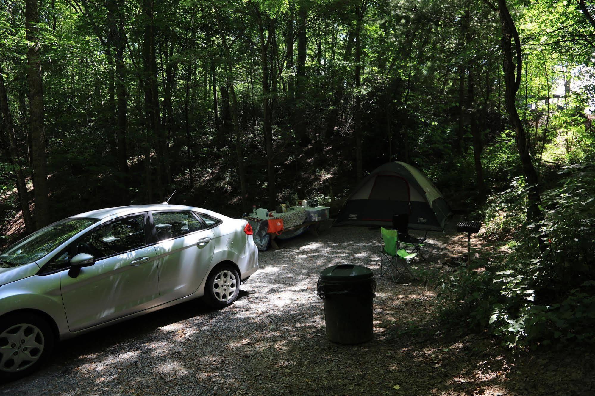 Linville Falls Campground, Rv Park, And Cabins Zewnętrze zdjęcie