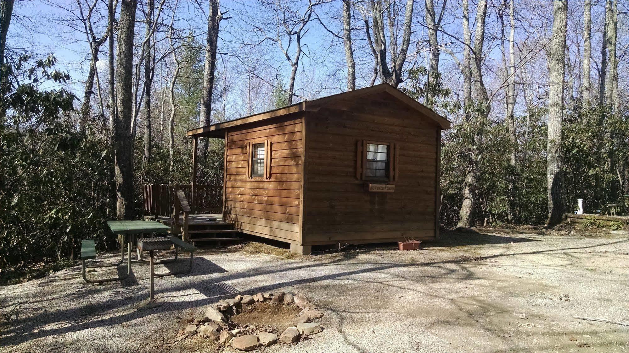 Linville Falls Campground, Rv Park, And Cabins Zewnętrze zdjęcie