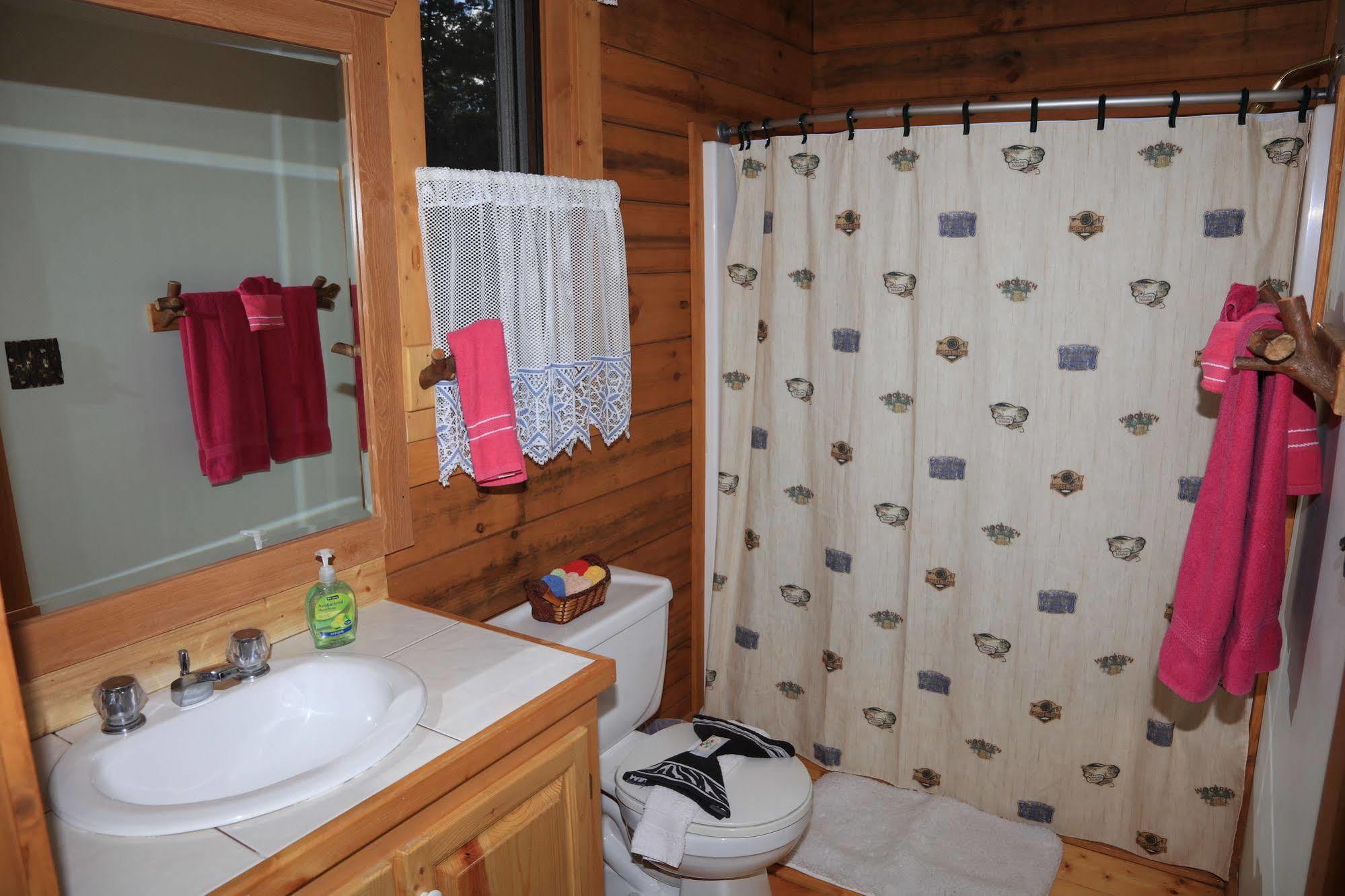Linville Falls Campground, Rv Park, And Cabins Zewnętrze zdjęcie