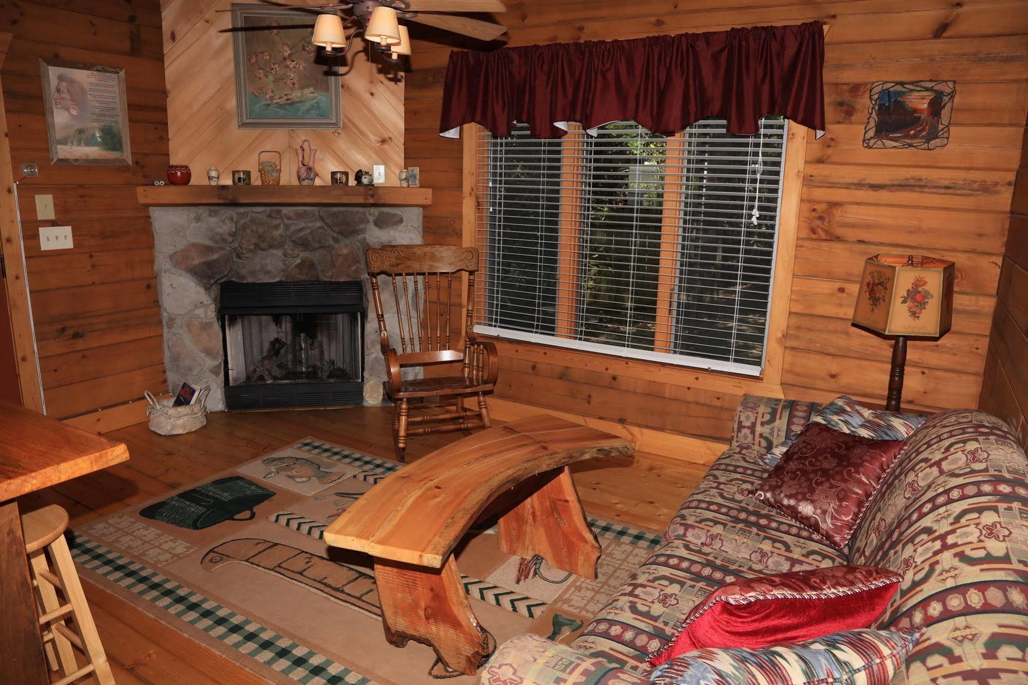 Linville Falls Campground, Rv Park, And Cabins Zewnętrze zdjęcie